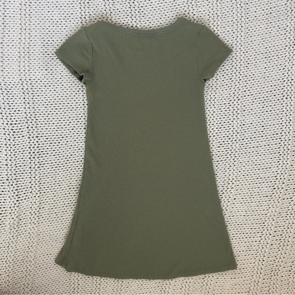 Old Navy Green Ribbed Girl's Dress Size Small (6-7)